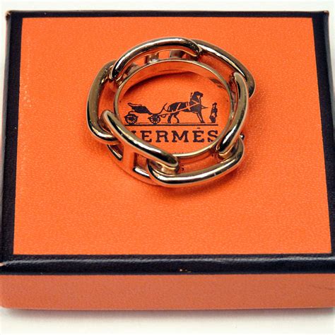 hermes chaine d'ancre scarf|Hermes scarf ring pattern.